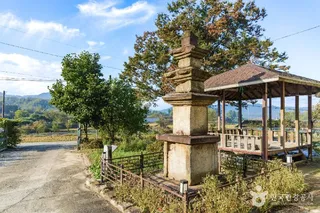 괴산 보안사 삼층석탑